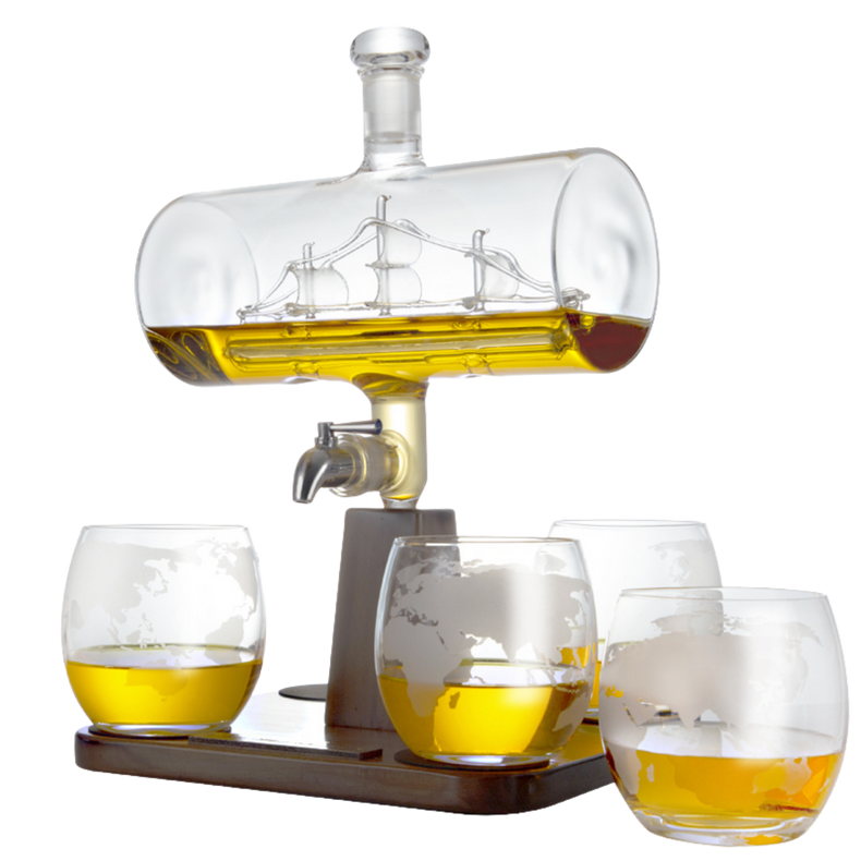 Sailing Boat Decanter (With 4 glasses)