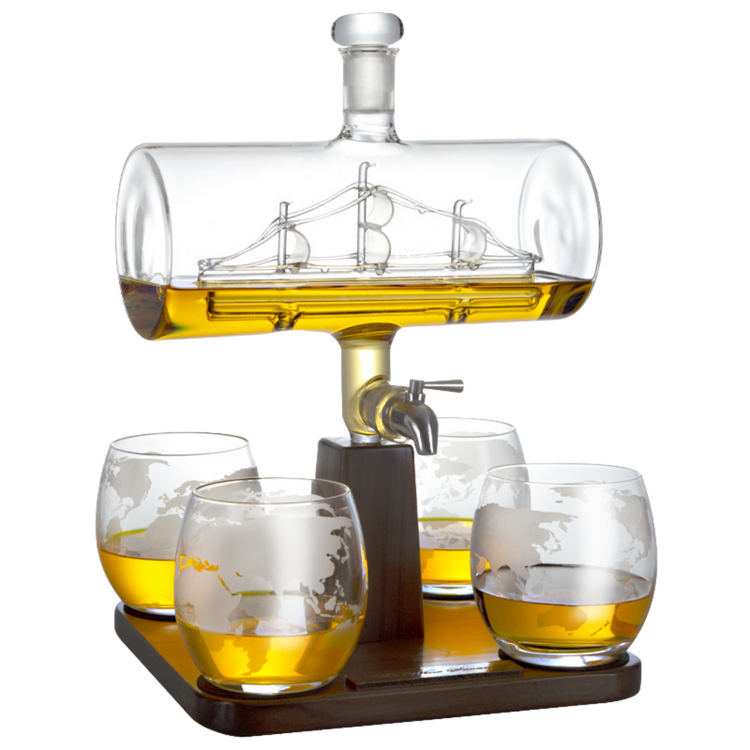 Sailing Boat Decanter (With 4 glasses)